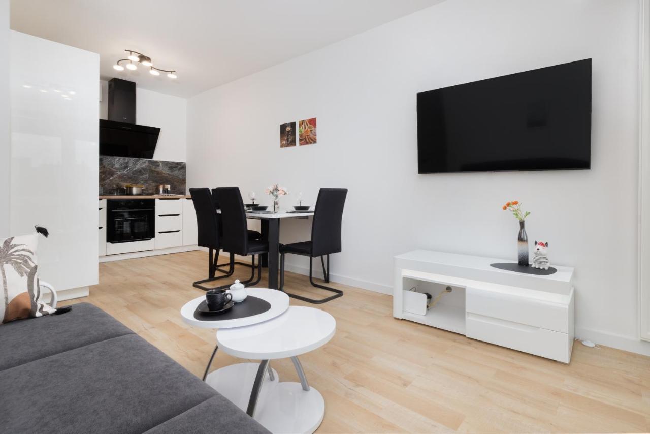Plac Unii Apartment Gdynia By Noclegi Renters المظهر الخارجي الصورة